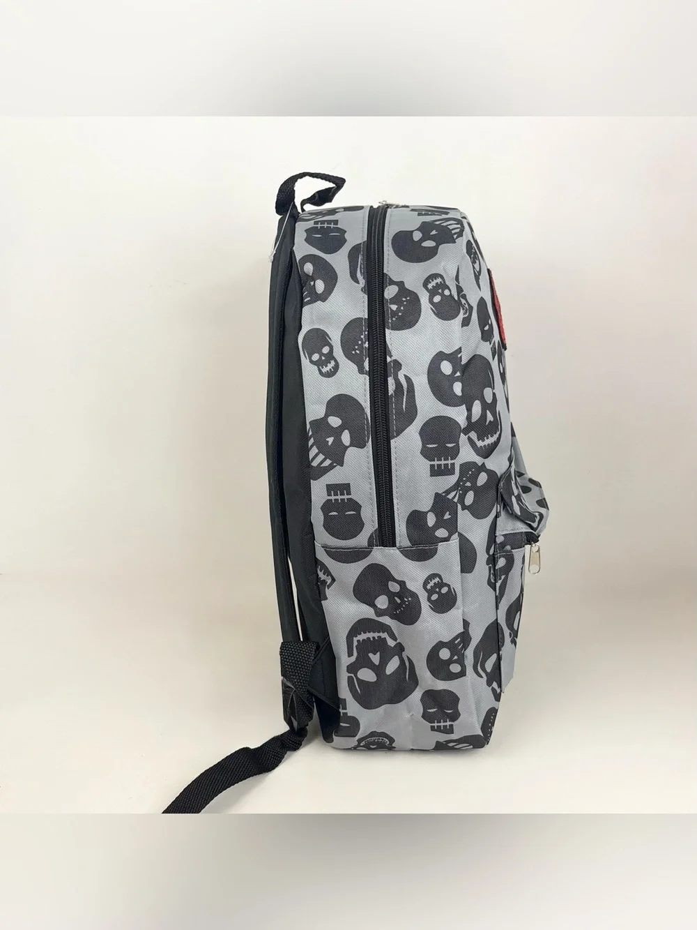Skull & Roses 🌹💀Goth Punk Backpack New Without Tags - Picture 3 of 13